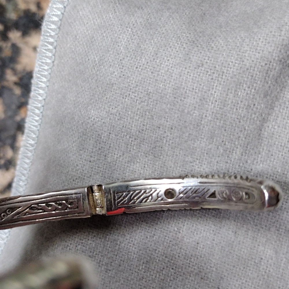 John Hardy Textured Sterling Silver Cuff Bracelet With Swarovski Crystals 925 - Picture 3 of 6